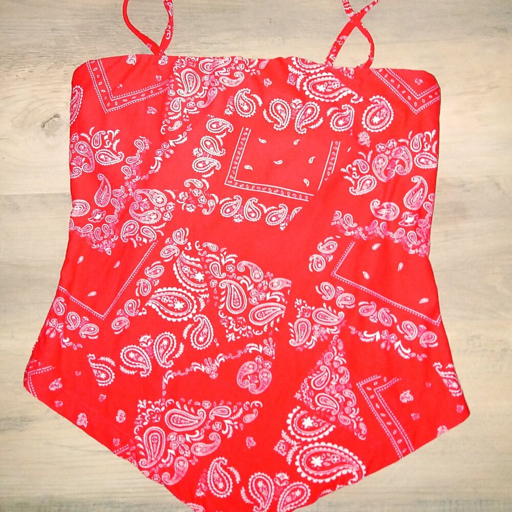 No Boundaries Juniors halter top